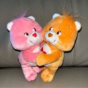 2 CARE BEARS HUGGING/CUDDLING/HOLDING HANDS 7” PLUSH Pr 2002 Pink& Orange/Hearts